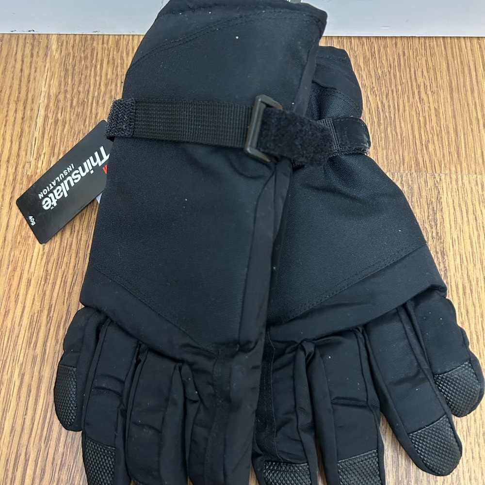 Black Insulated Winter Gloves
